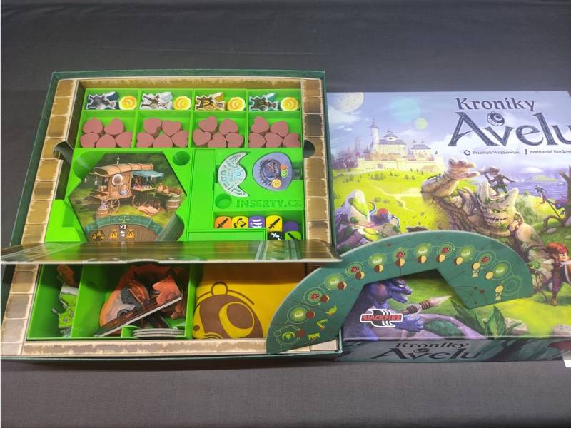 Kroniky Avelu + rozšíření: Sada nástrojů dobrodruha - Insert (černý, 0007) NENÍ HRA! Insert: Chronicles of Avel + Adventurer's Toolkit