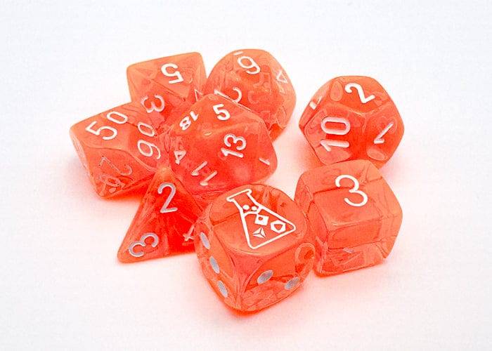 Sada 8 kostek Chessex Lab Dice průhledná oranžová/bílá - 30060