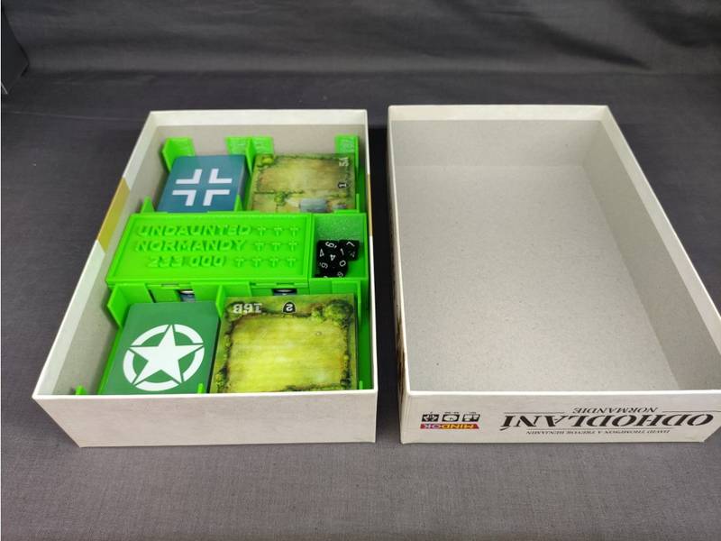 Odhodlaní: Normandie - Insert (černý, 0008O) NENÍ HRA! Insert: Undaunted: Normandy