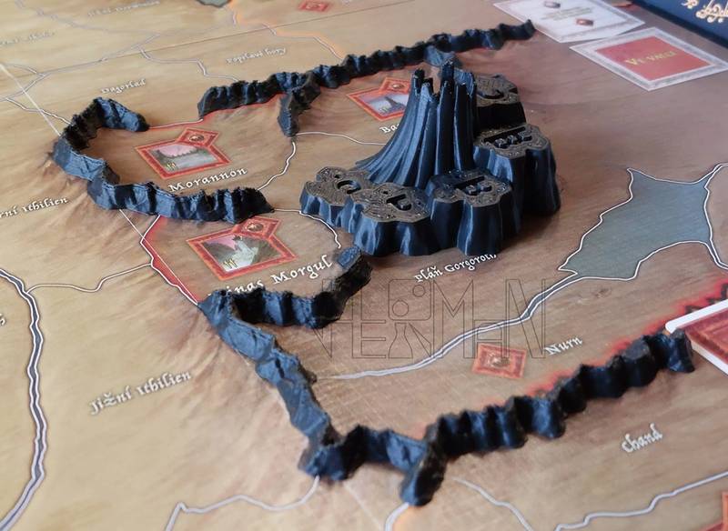 Custom 3D doplňky Válka o prsten - Hory - neoprenový playmat