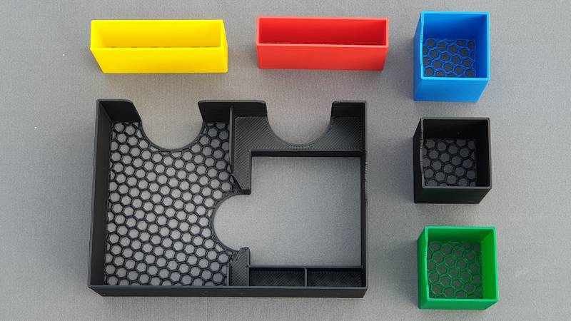 Malé velké galaxie + Do neznáma - insert pro hru Barva: Barevná