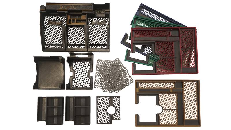 Duna: Impérium + Vzestup Iksu + Nesmrtelnost - insert pro hru Barva hráčských desek: Kombinace černé a barvy frakce, Typ hráčských desek: děrovaná