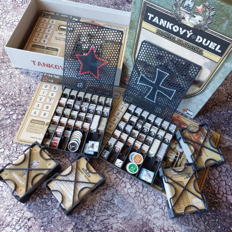 Tankový duel NENÍ HRA! Insert: Tank Duel: Enemy in the Crosshairs