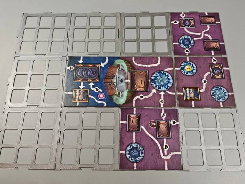 Insert: Břink! V katakombách + Lairs and Lost Chambers (černý, 0069) Varianta: S černými mřížkami NENÍ HRA! Insert: Clank! Catacombs + Lairs and Lost Chambers