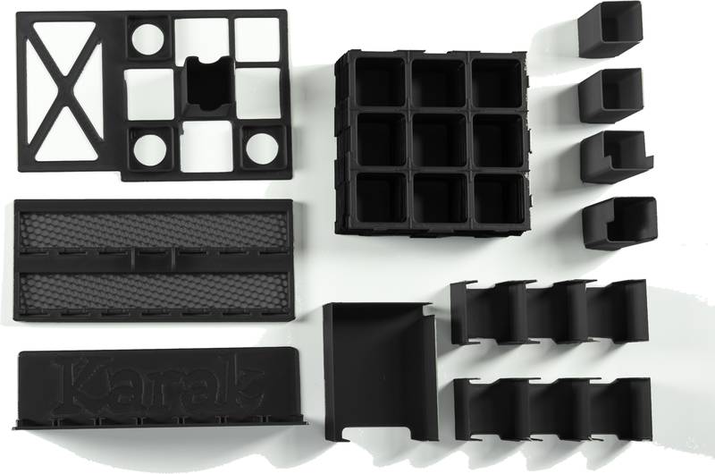 Karak + Regent + figurky - insert pro hru Barva: Černá, Sada 20 mřížek: ano - chci mřížky ve stejné barvě