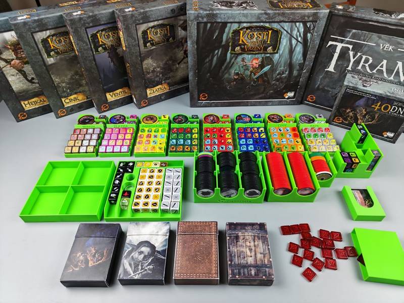 Insert: Kosti jsou vrženy (černý, 0095) NENÍ HRA! Insert pro hru Kosti jsou vrženy