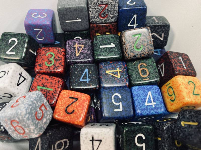 Kostka D6 s číslicemi skvrnitá - 29306