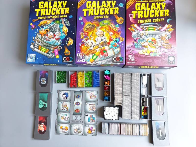 Insert: Galaxy Trucker: Druhé, vytuněné vydání + 2 rozšíření (černý, 0090)