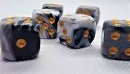 Dice Set D6 Two Toned: Black/White (12x)