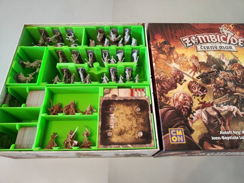 Zombicide Černý mor - Insert (černý, 0037) NENÍ HRA! Insert: Zombicide: Black Plague